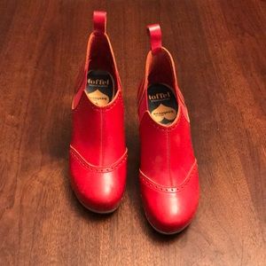 Swedish Hasbeens - red